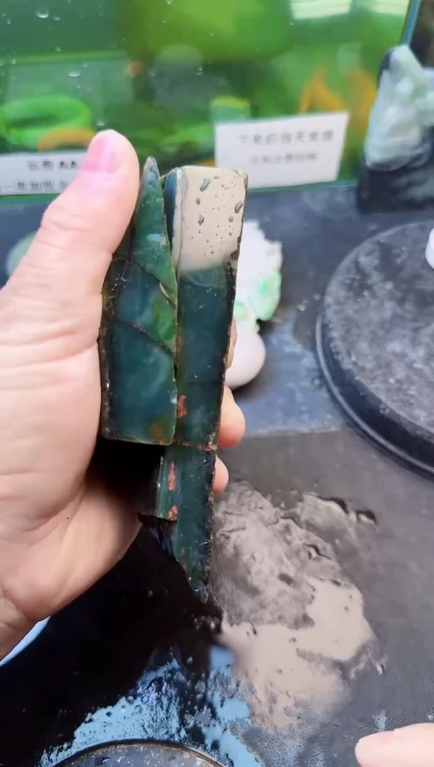 翡翠未镶嵌颈饰天然翡翠089