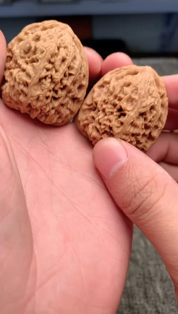 【闪购商品】文玩核桃吊坠篓子