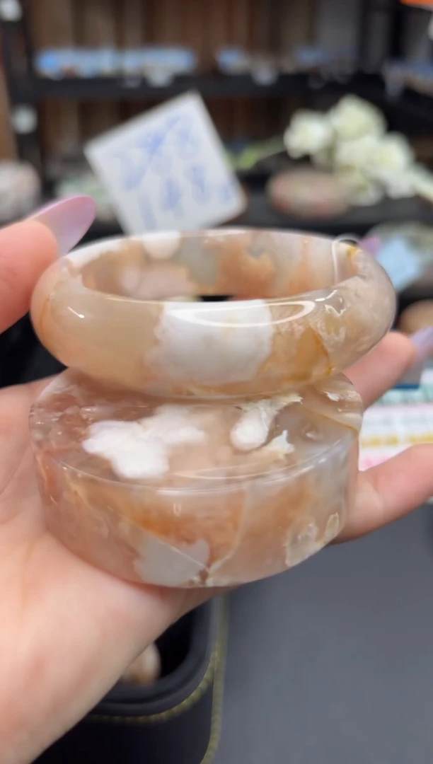 未镶嵌手镯石英质玉A336(62圈赠送镯心)