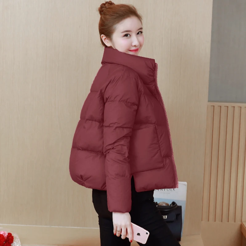 羽绒服女短款韩版宽松纯色时尚休闲小个子冬季肯豆风保暖酒红上衣
