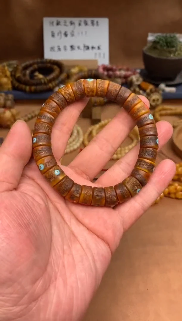 【闪购商品】牛骨手串/手链嘎嘎135