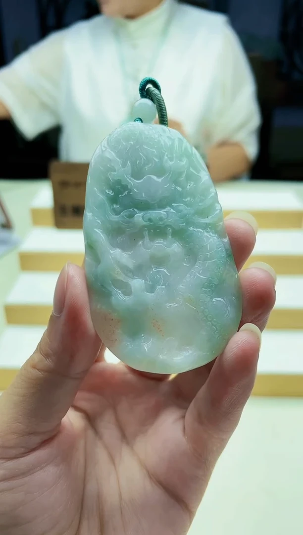 颈饰未镶嵌翡翠09120315
