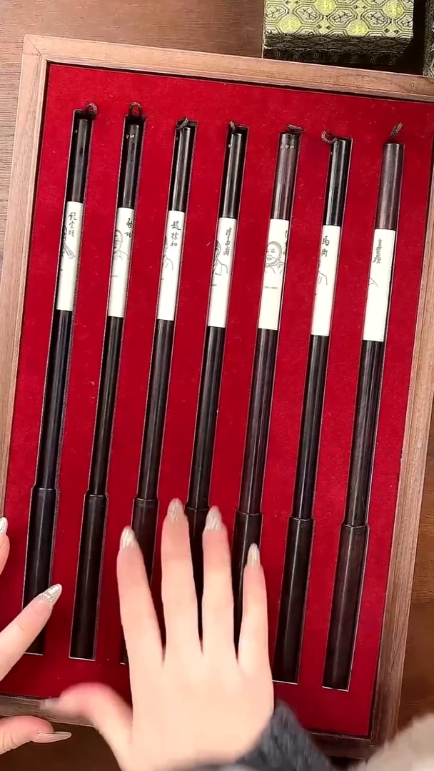 姓****雄七任社长笔礼品木盒送礼推荐