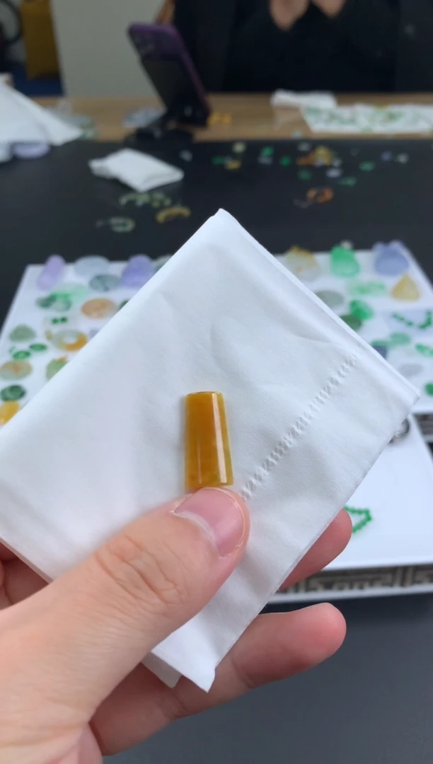 【闪购商品】定制翡翠未镶嵌翡翠