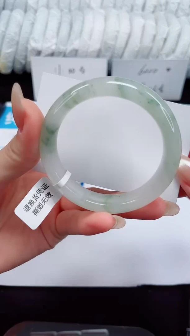 未镶嵌手镯石英质玉60-52/53