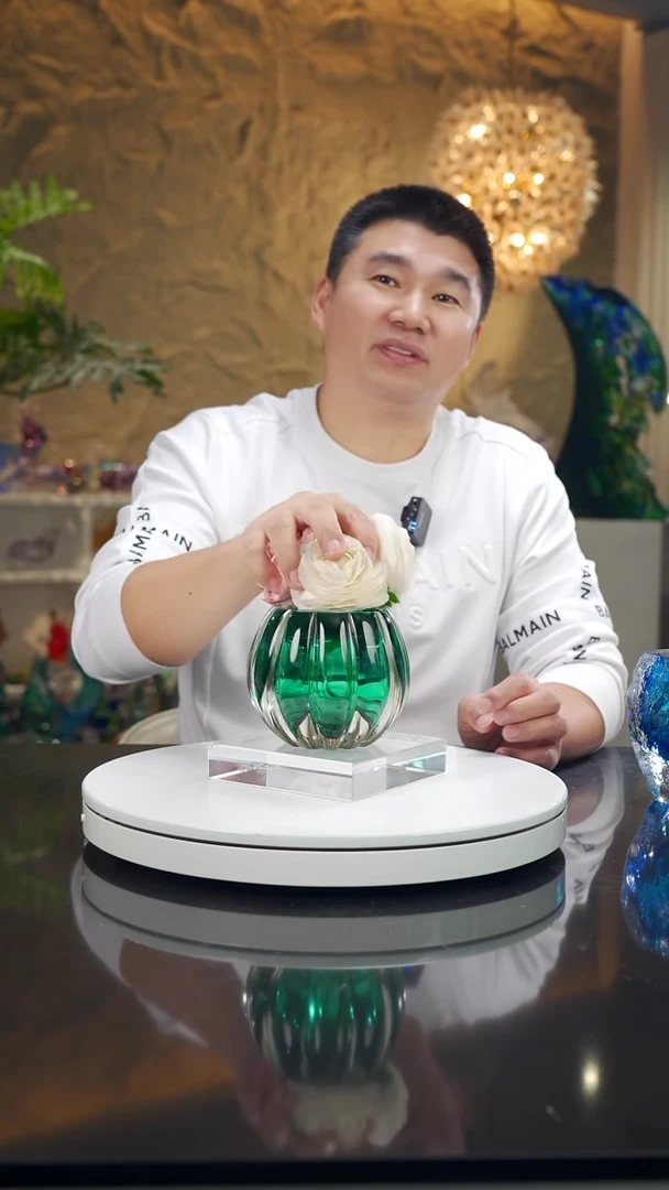摆件木**木福利湖水绿香薰瓶