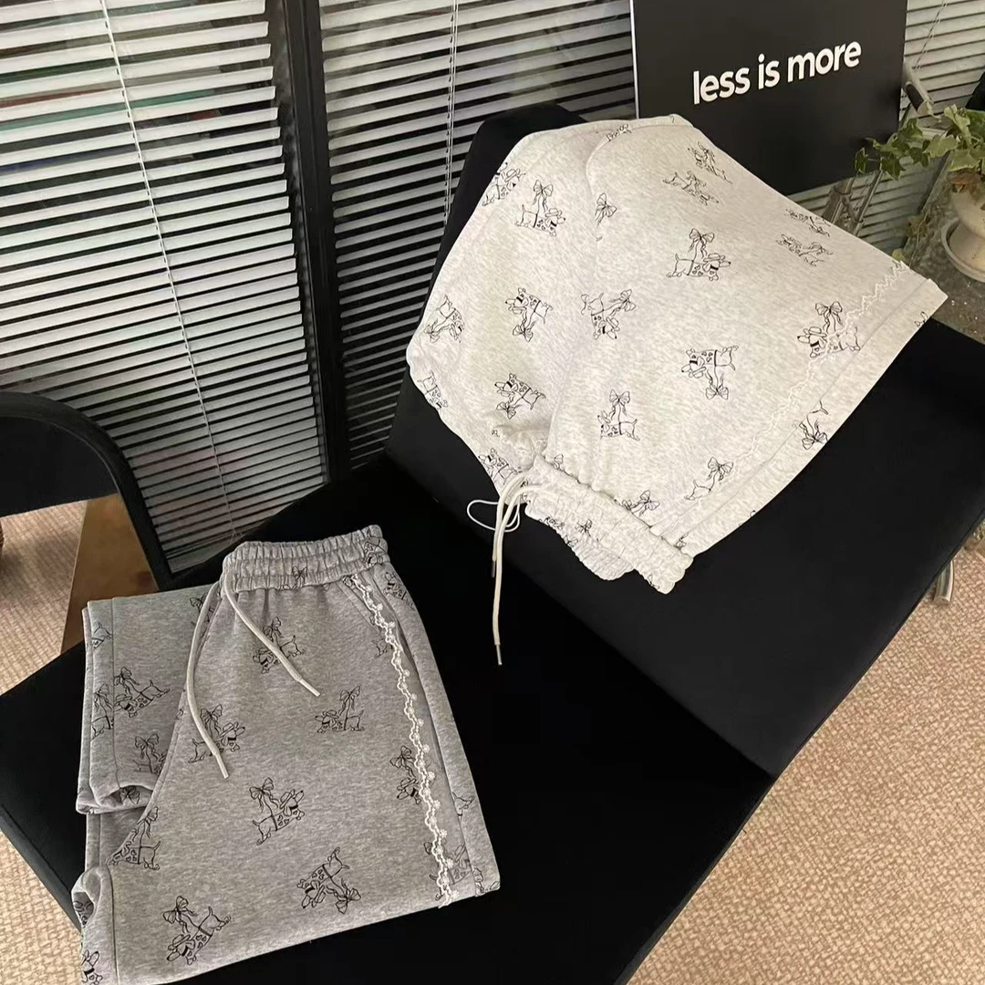 Hjie-【日韩女孩】春夏休闲阔版蕾丝满印腊肠狗大版阔腿裤女百搭