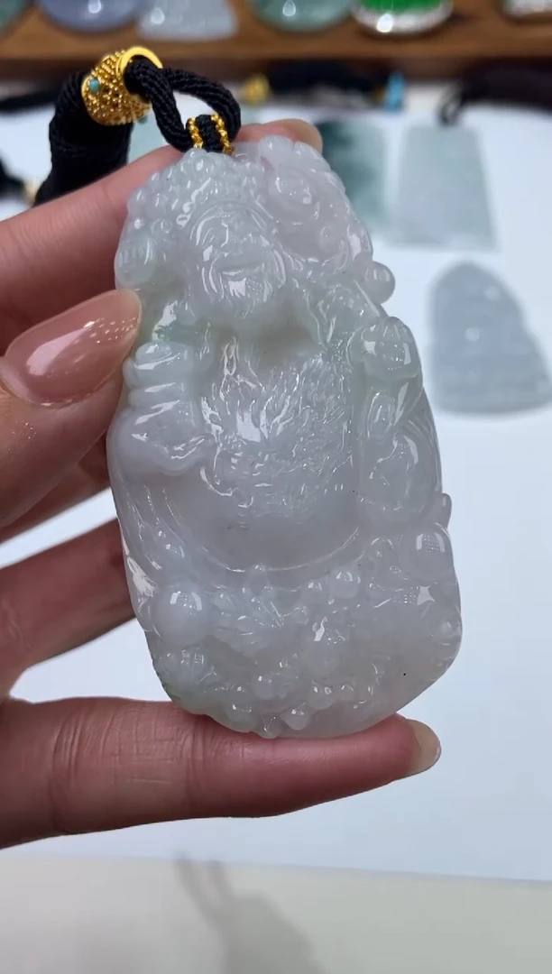 【闪购商品】翡翠未镶嵌挂件2207648