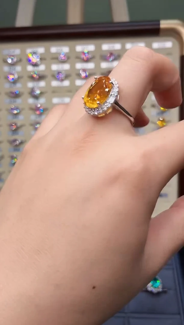 银S925镶嵌戒指烟晶000