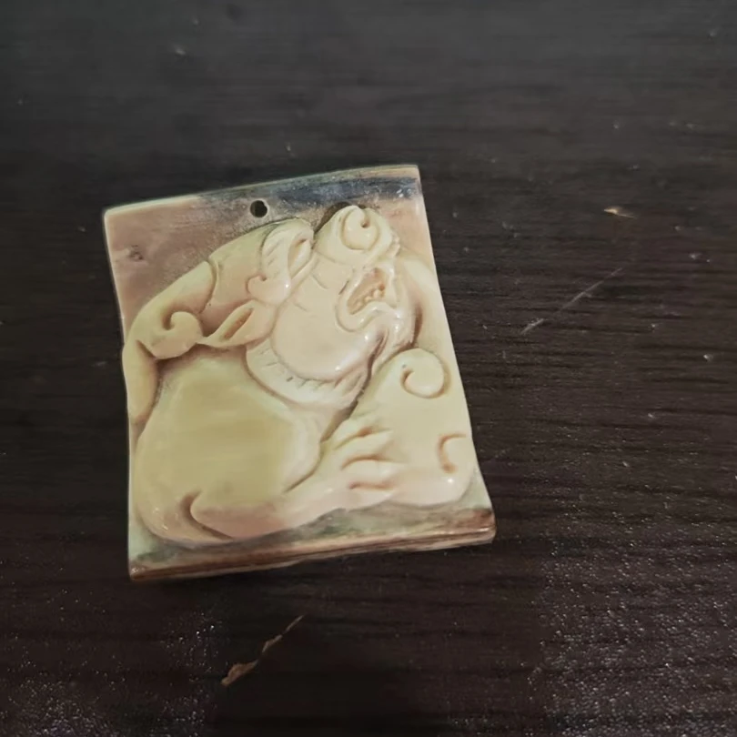 猛犸约16克雕刻件XY875