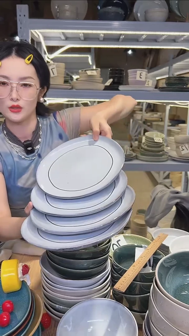 瓷36八寸盘外贸尾货高温釉下彩陶瓷餐具默认微瑕