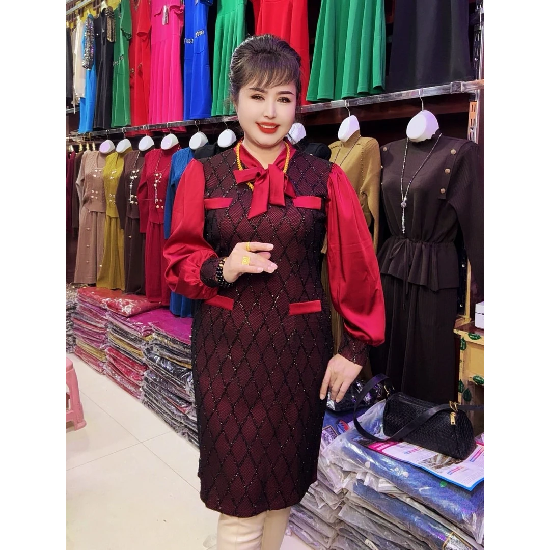 2025大码女装春季新款洋气时尚显瘦遮肉气质连衣裙