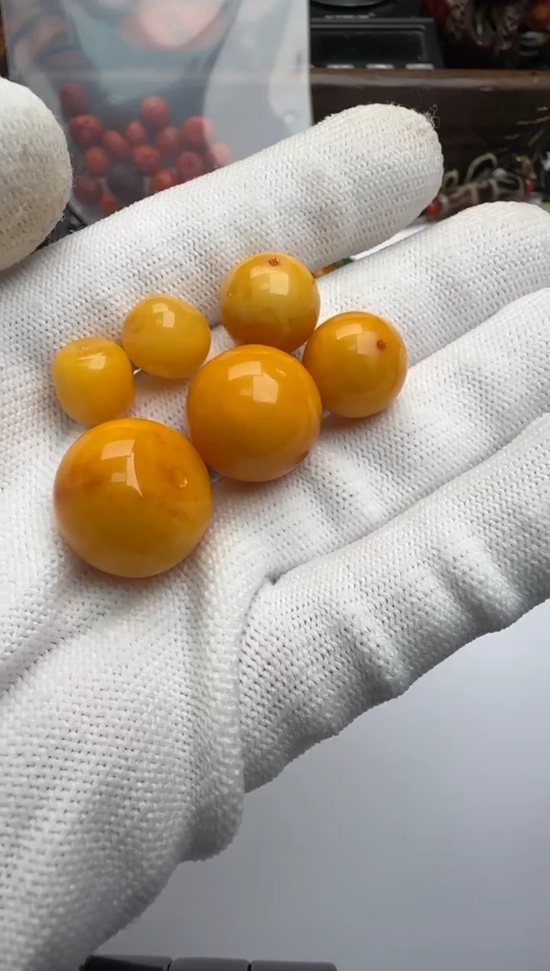 裸石蜜蜡未镶嵌蜜蜡