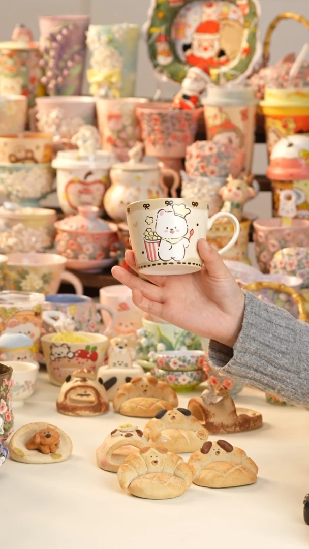 摆件陶景德镇釉下彩手绘设计师款陶瓷