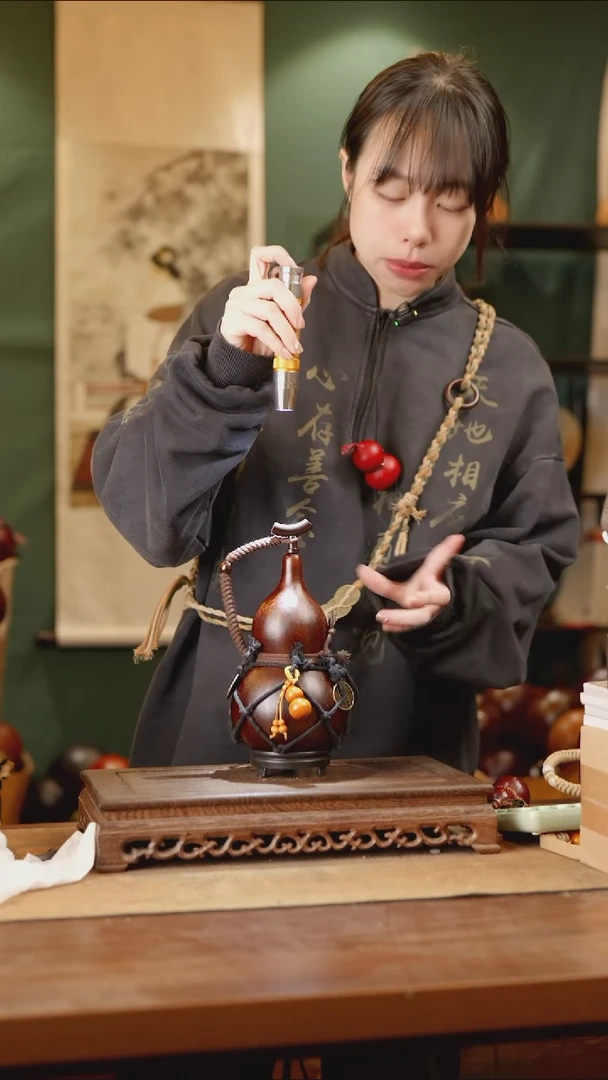 183号精品天然大漆酒葫芦一物一拍~**