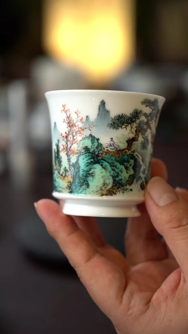 王钢全手工手绘青绿山水直口主人杯