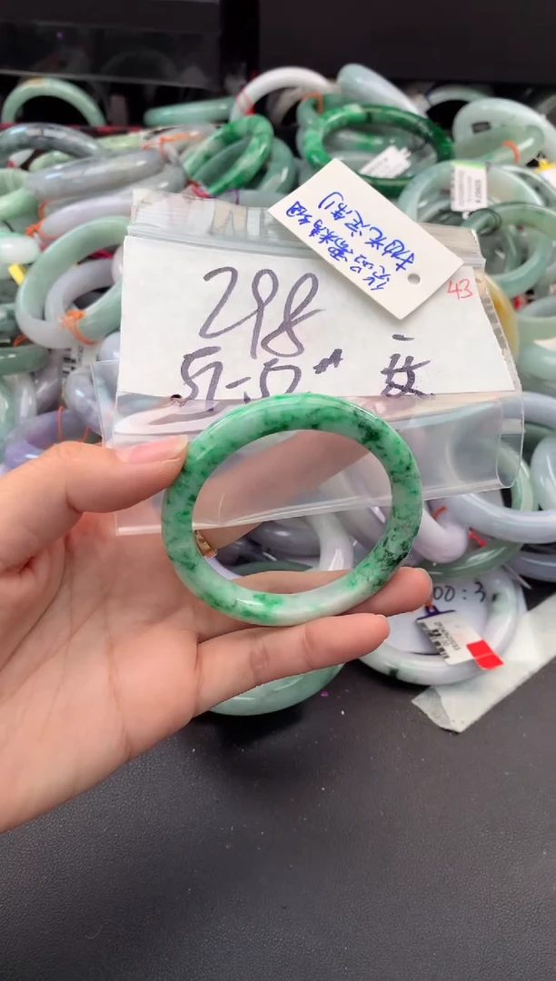 【闪购商品】定制翡翠未镶嵌毛货需精细抛光+多人