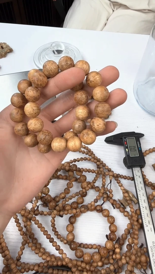 沉香沉香碎屑041越南鹧鸪斑圆珠1.4多样性发其一