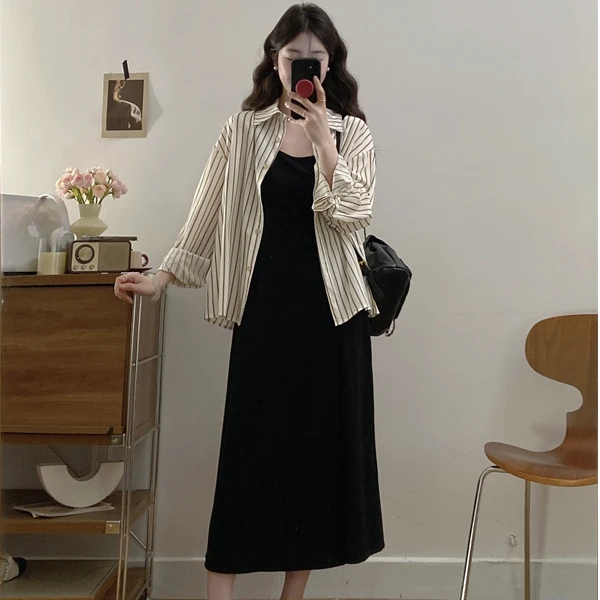 大码女装新款韩系时尚款显瘦纽结背心通勤条纹衬衣套装胖mm连衣裙