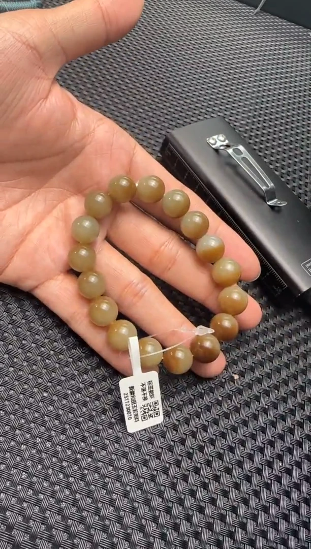 未镶嵌手串和田玉若羌料手串卡12有水线