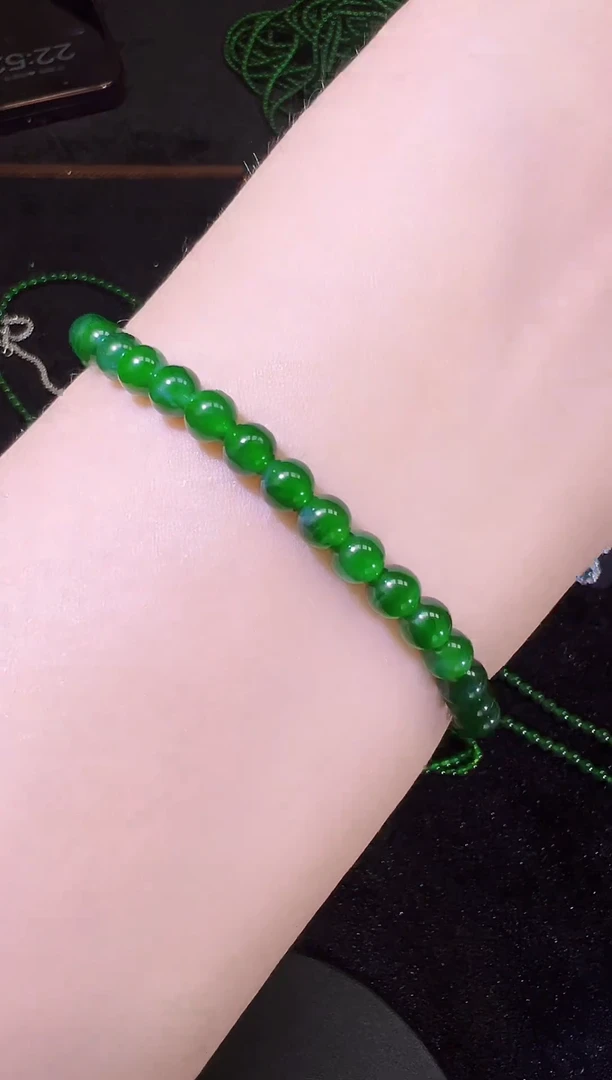 翡翠未镶嵌颈饰天然a货翡翠成品多样性发其一