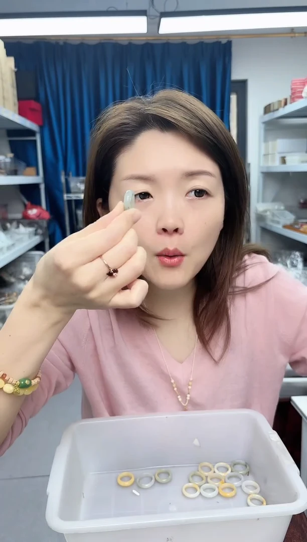 未镶嵌戒指翡翠翡翠戒圈（随机发）