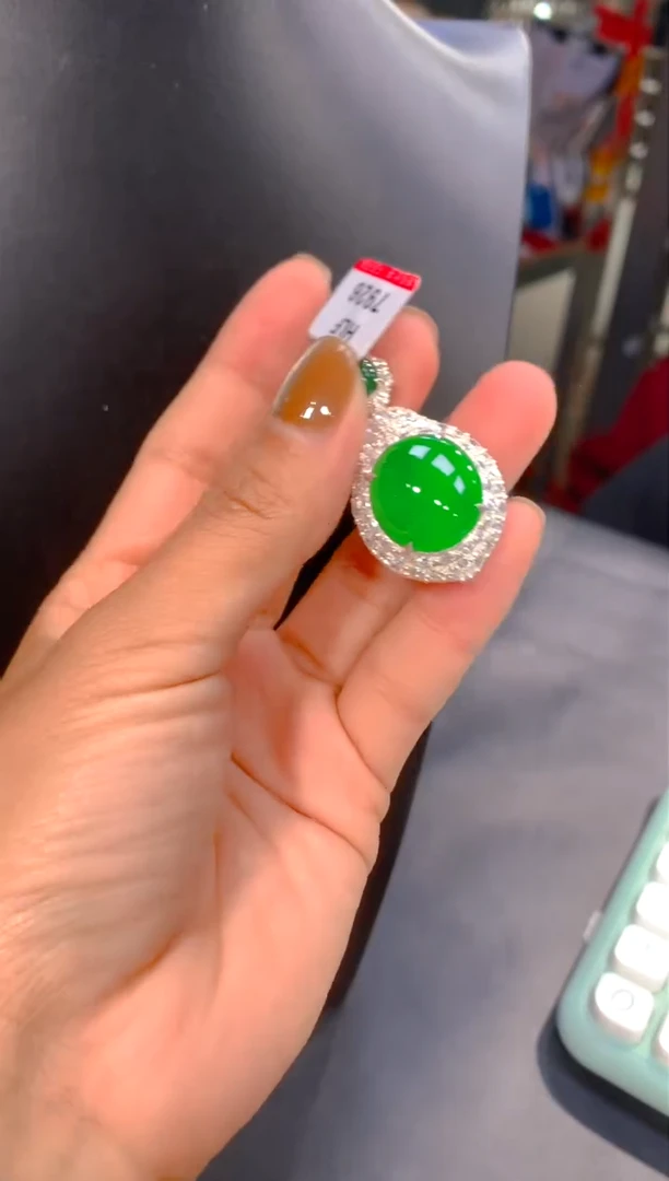 【闪购商品】定制翡翠未镶嵌50多样性发货（发其一）