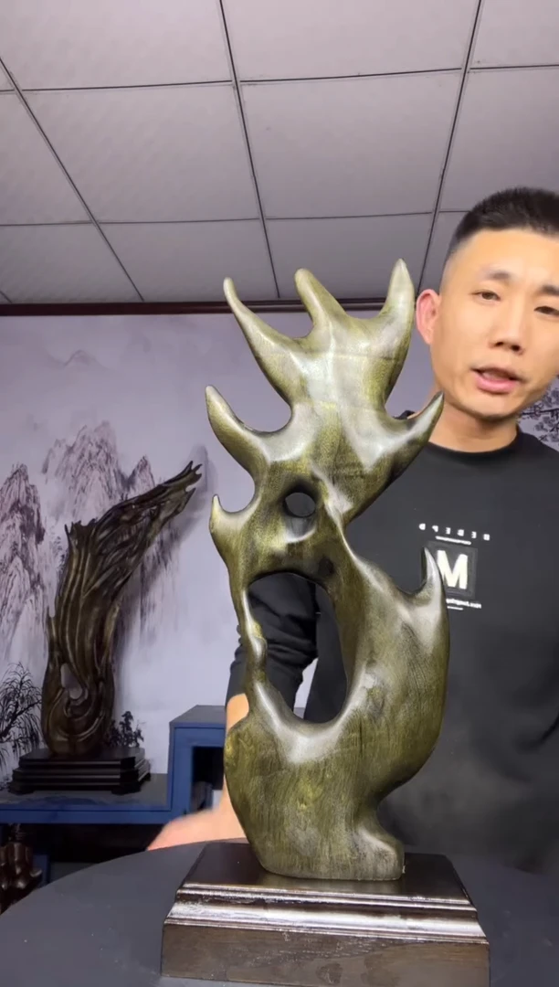 金丝楠木雕款给*哥金丝楠木工艺品摆件