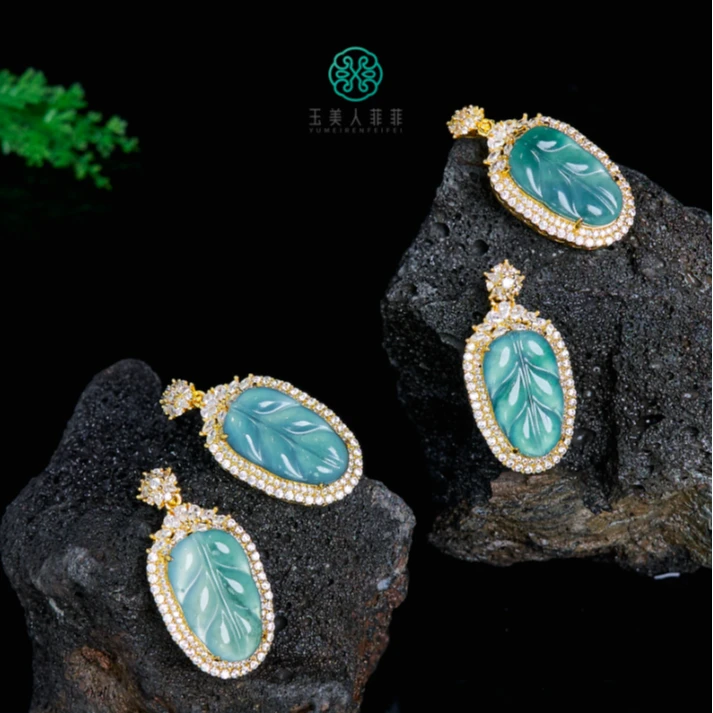 石惑珠宝%翡翠叶子吊坠约18*35mm^多样性发一