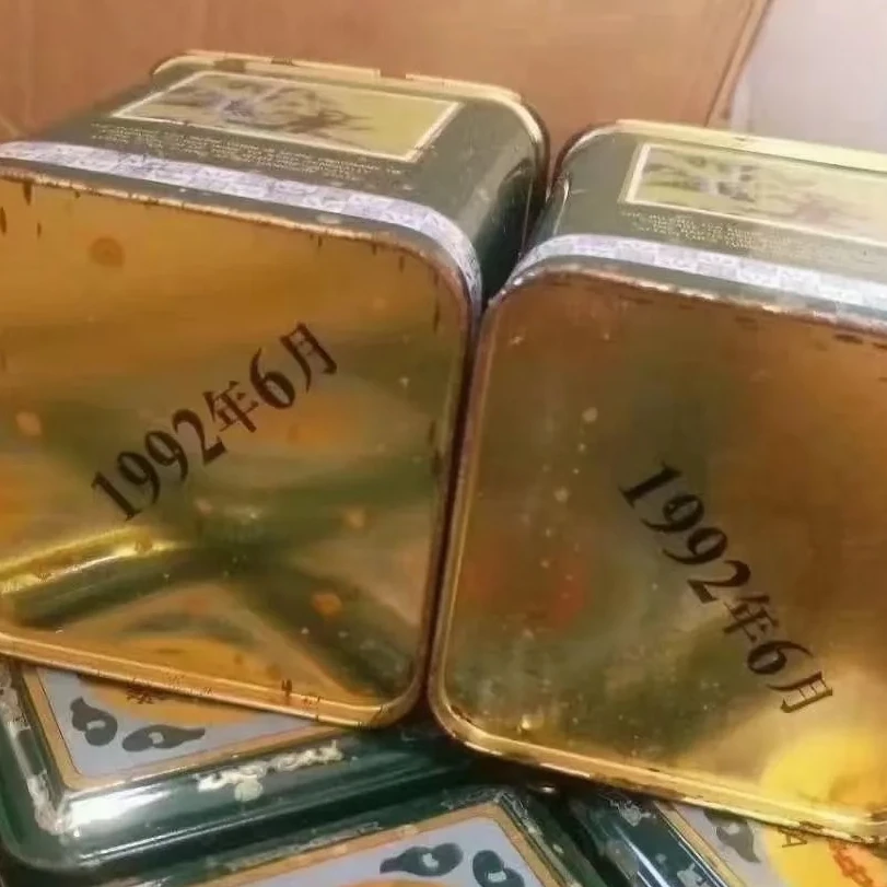 92绿罐 陈年熟茶 樟木香 香气稳定