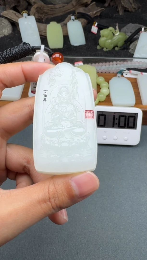 颈饰未镶嵌和田玉1