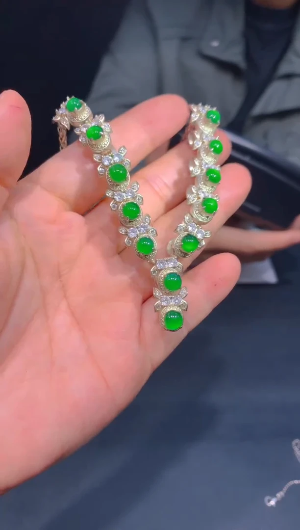 未镶嵌定制翡翠66定制翡翠—多样性发货（发其一）