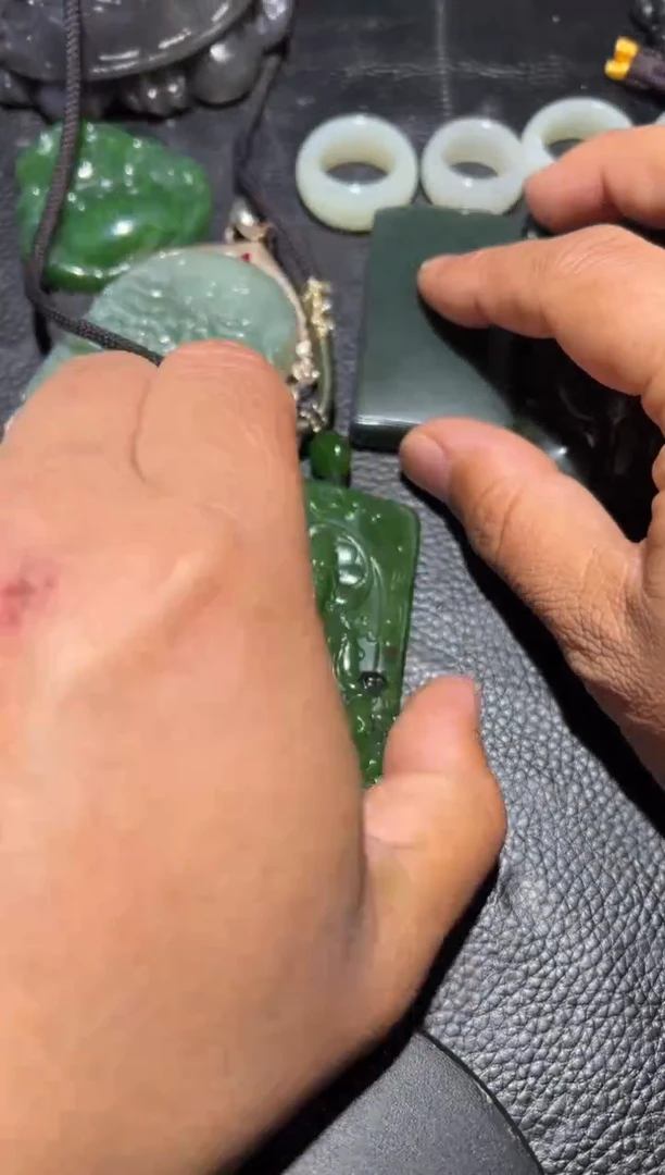 未镶嵌和田玉奇石2