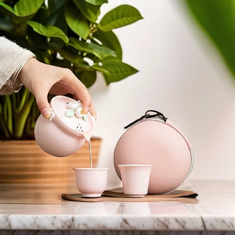 AA198捏花粉色旅行套