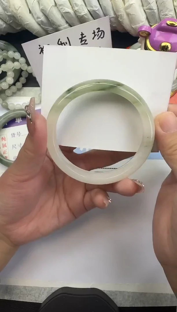 未镶嵌手镯石英质玉86-61.1圈