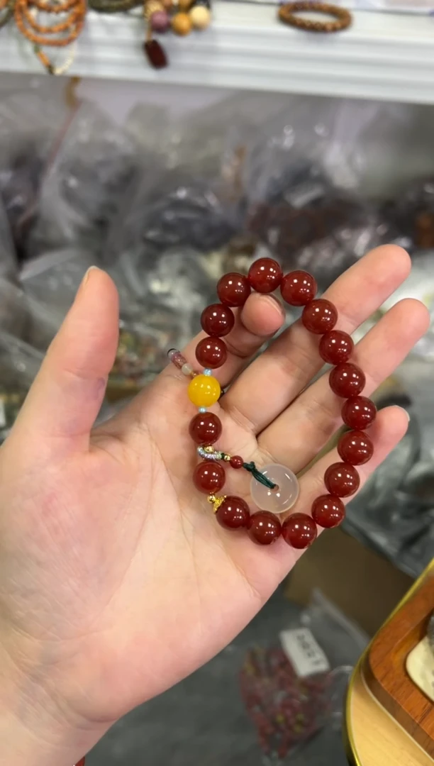 【闪购商品】玛瑙/玉髓手链未镶嵌玉化新料冰红设计款手链[3888]