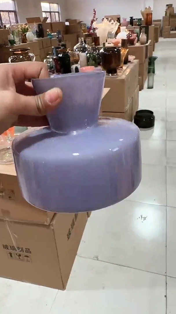 【闪购商品】玻璃紫色扁瓶