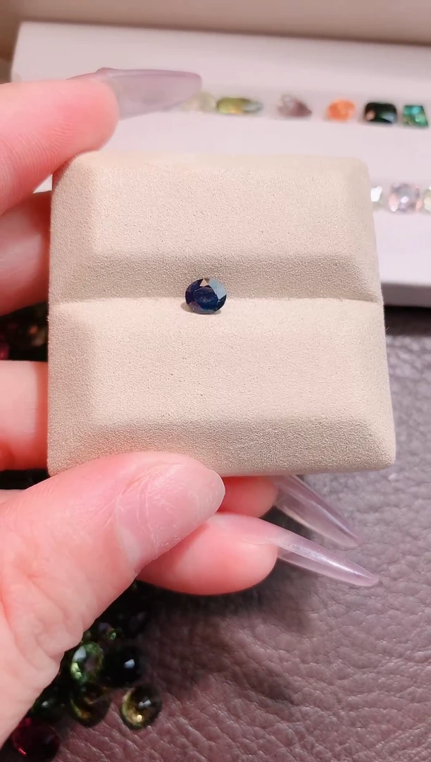 裸石蓝宝石0.78ct