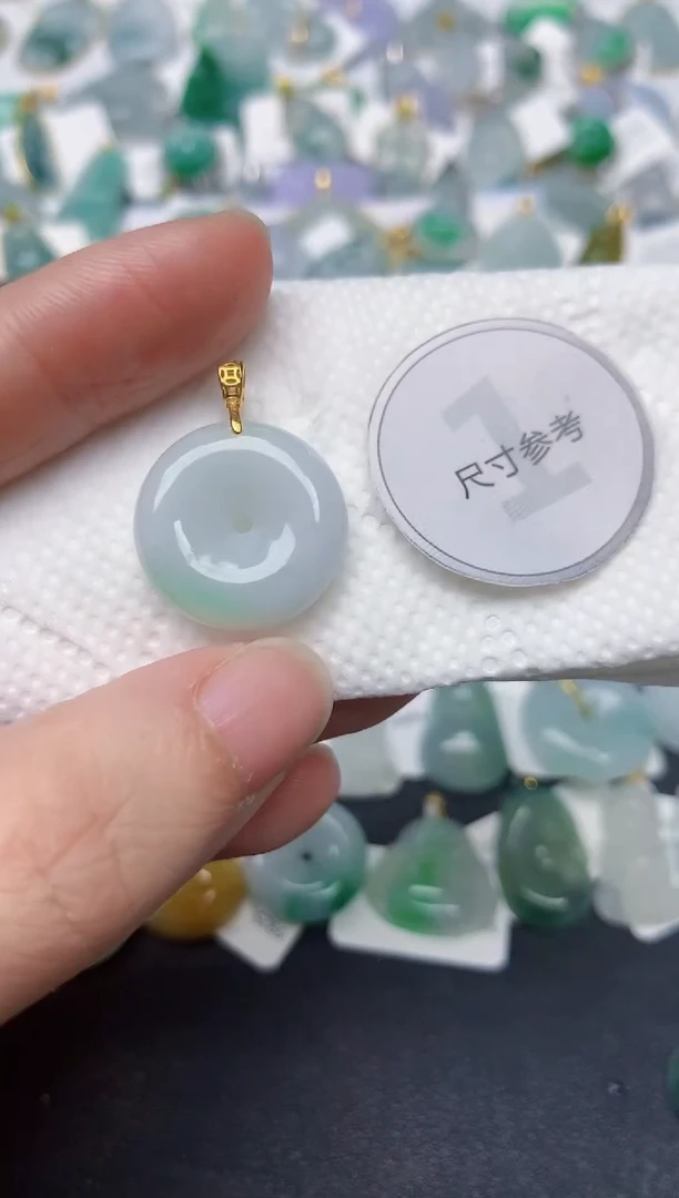颈饰未镶嵌翡翠天然缅甸A货翡翠