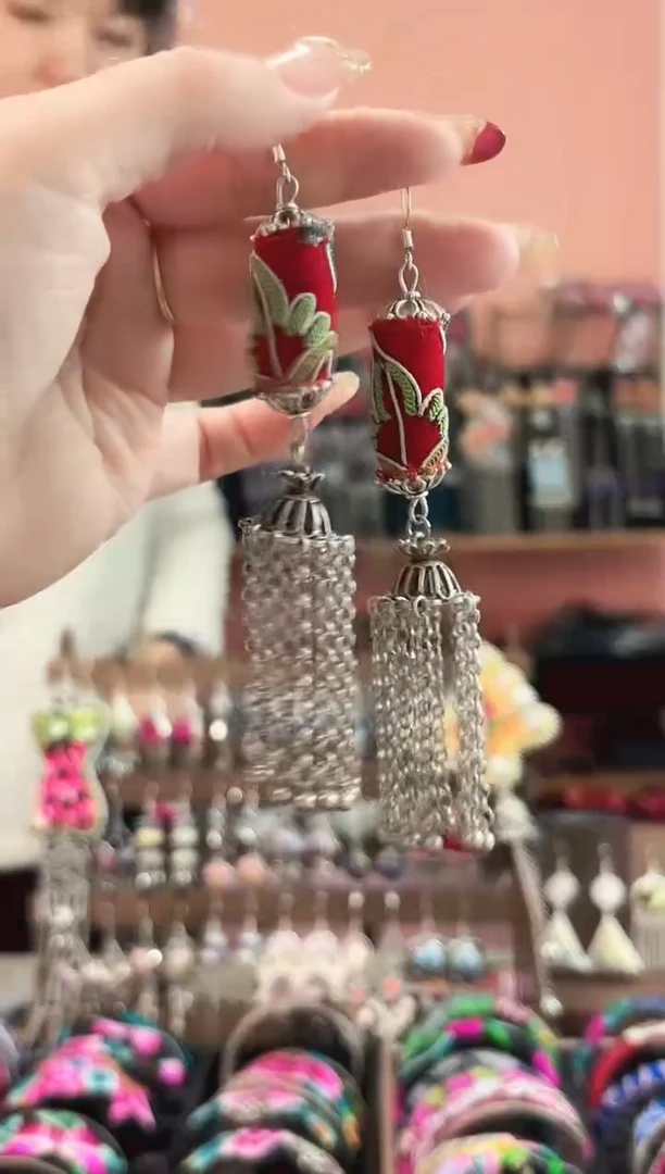 织绣艺枝独绣手工饰品172