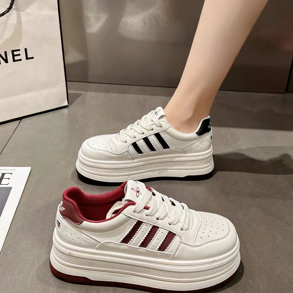 厚底2025年新款学院风真皮百搭系带松糕厚底小白鞋女时尚休闲