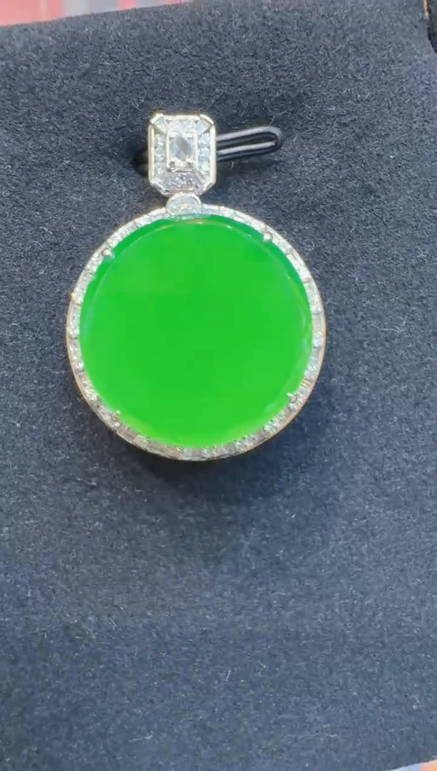 吊坠(不含链)18K金镶嵌翡翠多样性团购发一件