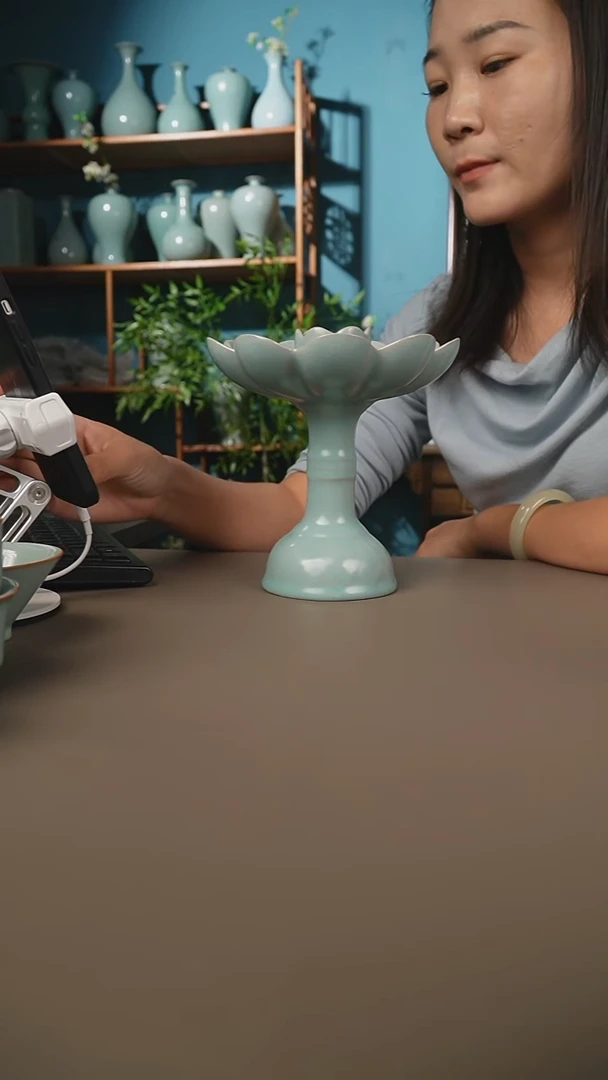 仿古莲花烛台微暇