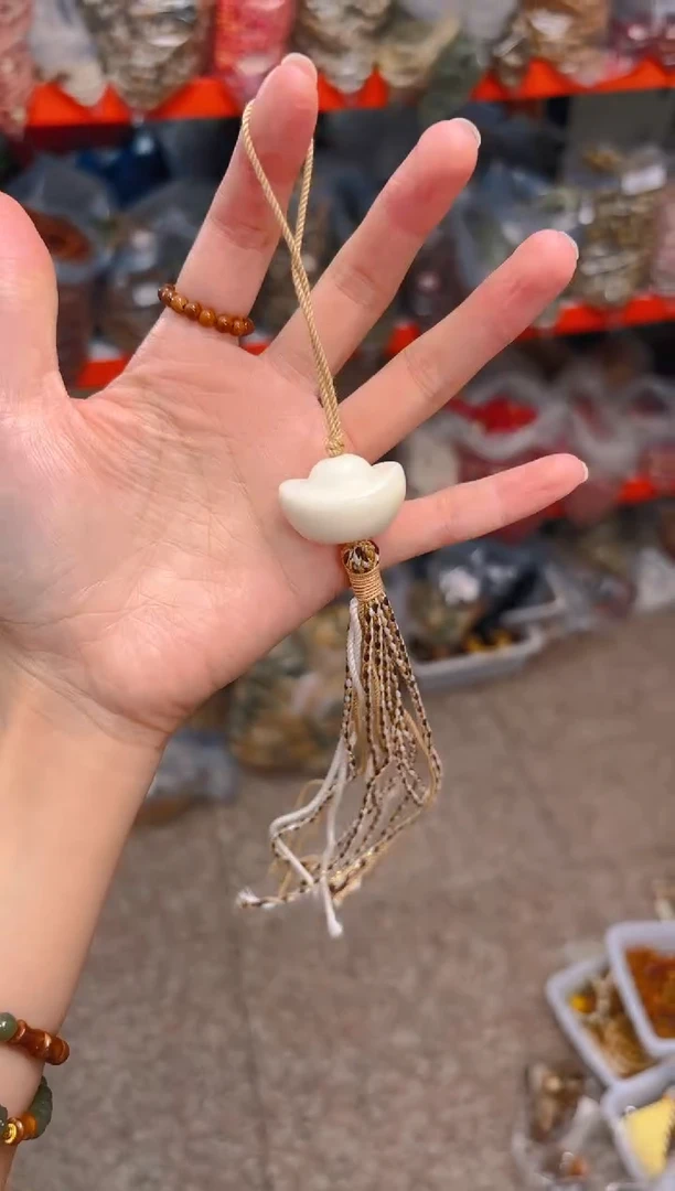 吊坠菩提根/象牙果元宝挂件