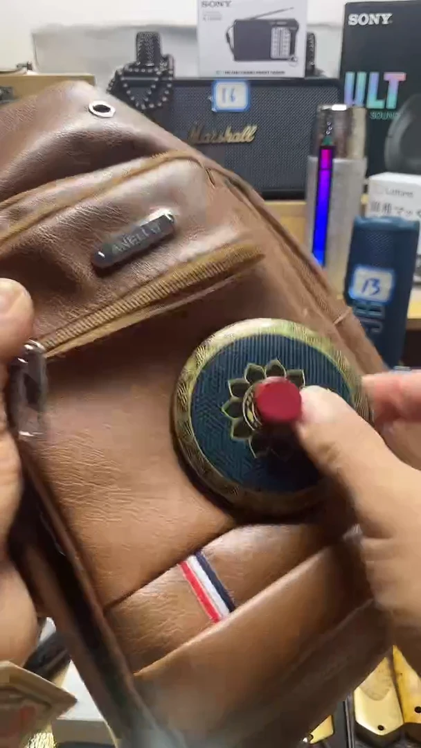 瓷片闪购商品 如图所示