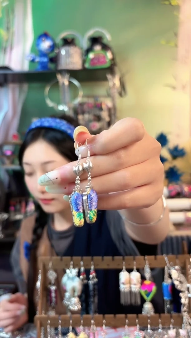 织绣彩云南阁非遗老绣752*