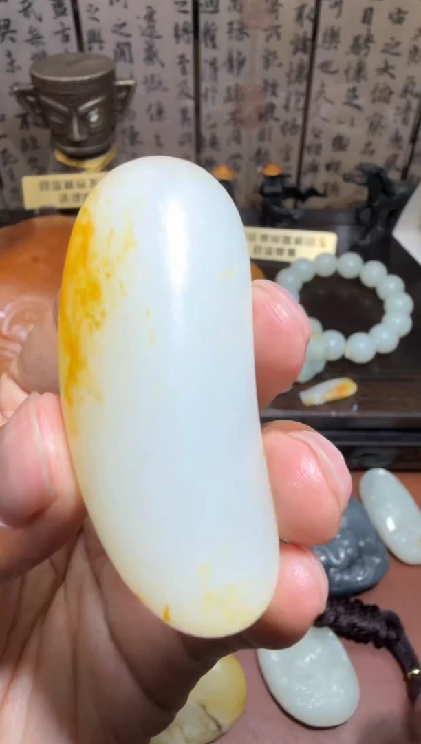 未镶嵌和田玉挂件和田玉