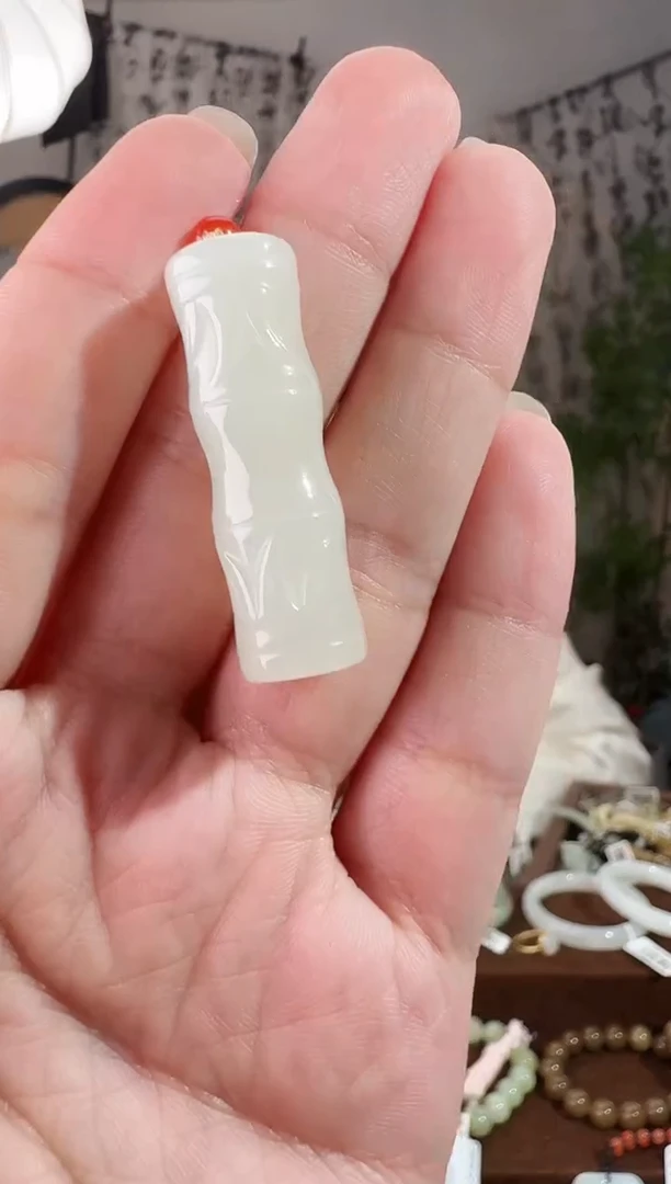 颈饰未镶嵌和田玉竹节