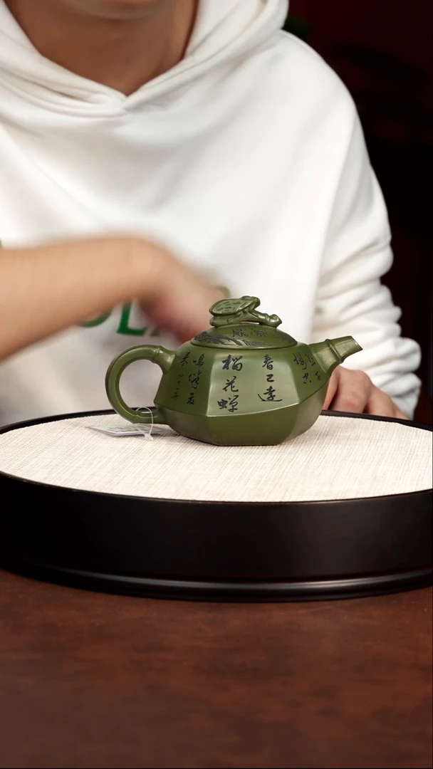 茶壶紫砂宜兴紫砂 一鸣惊人 民国绿 范家群