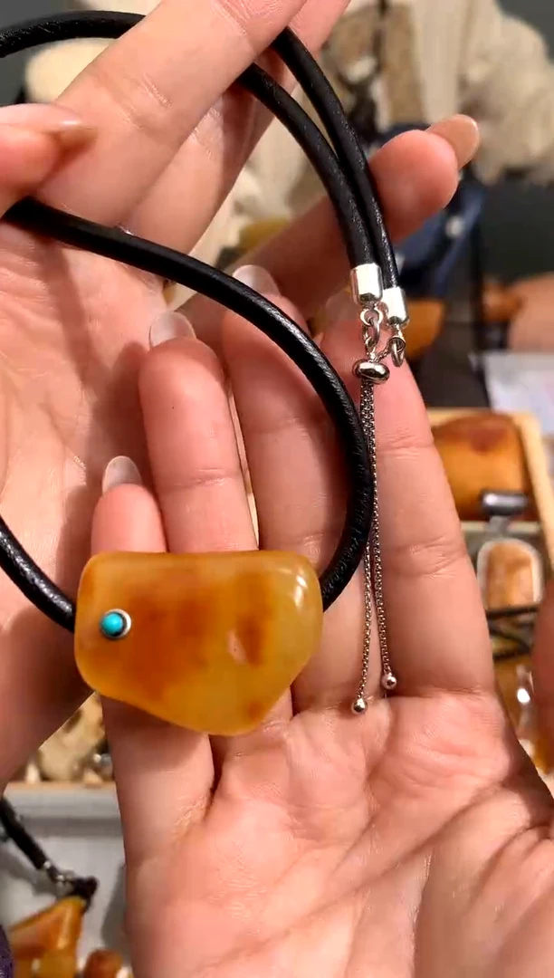 【闪购商品】蜜蜡裸石未镶嵌似玉